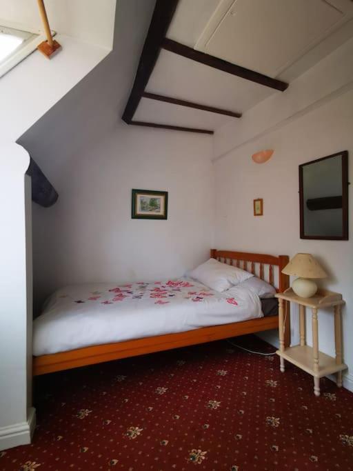 Seal, Comfortable Family Cottage 惠特比 外观 照片
