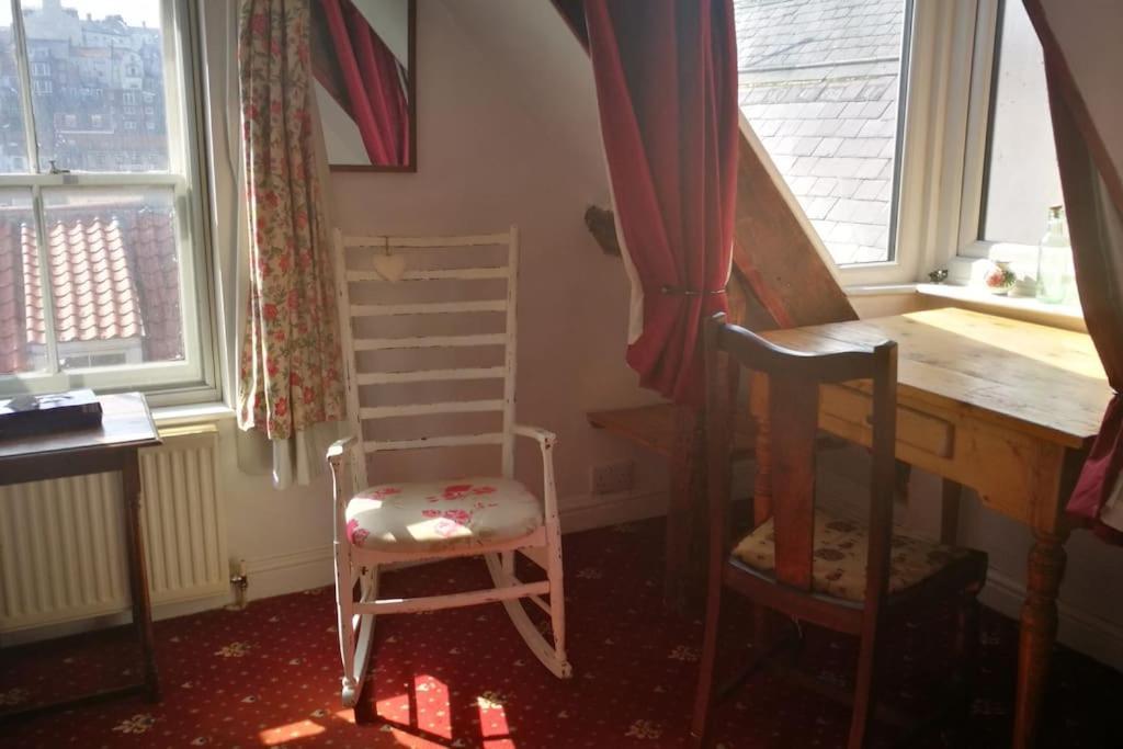 Seal, Comfortable Family Cottage 惠特比 外观 照片